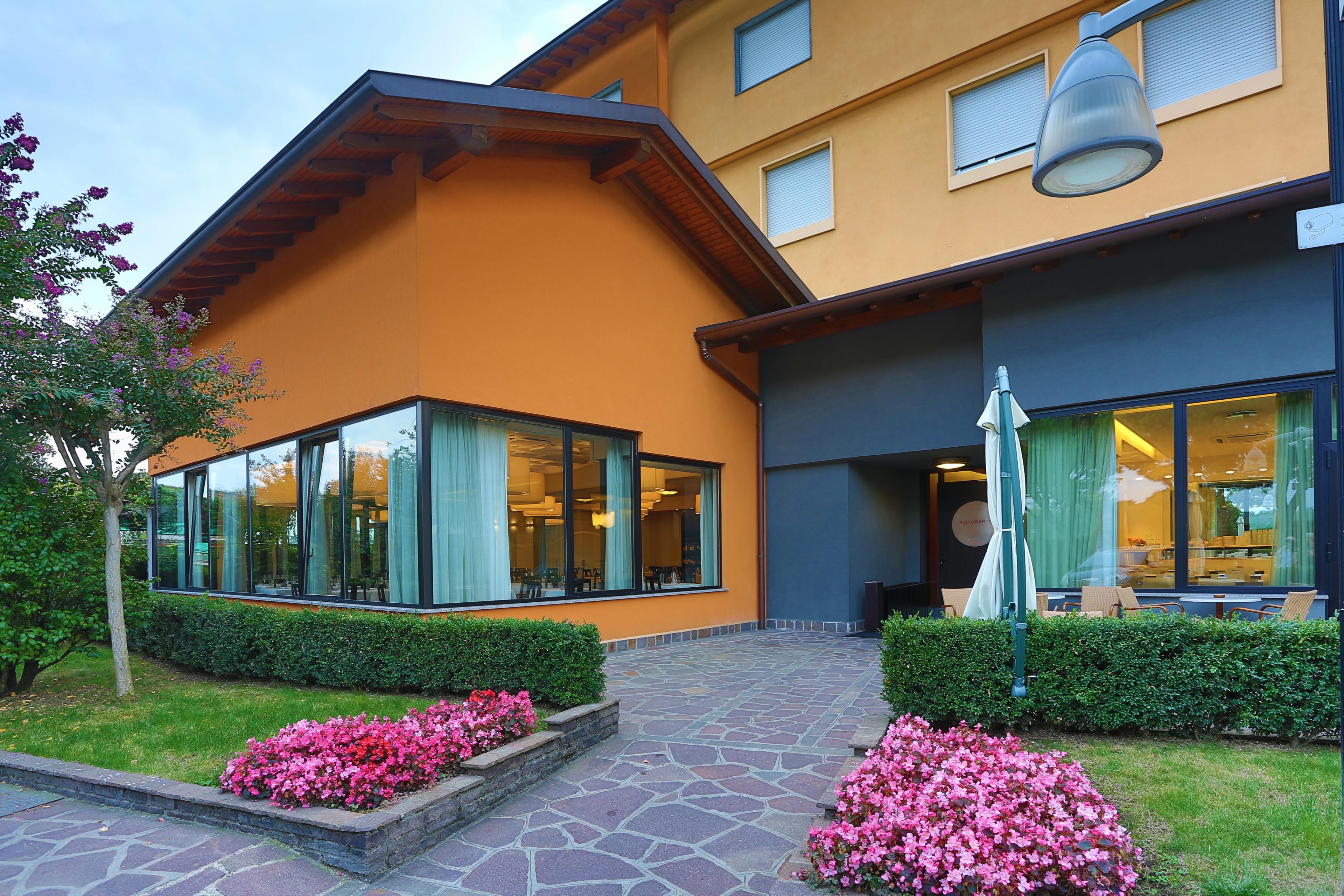 Hotel La Torretta Bollate Kültér fotó