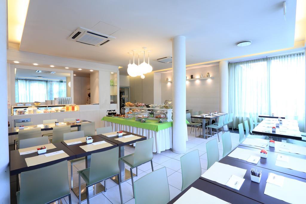 Hotel La Torretta Bollate Kültér fotó