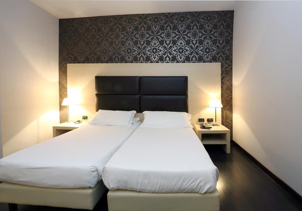 Hotel La Torretta Bollate Kültér fotó