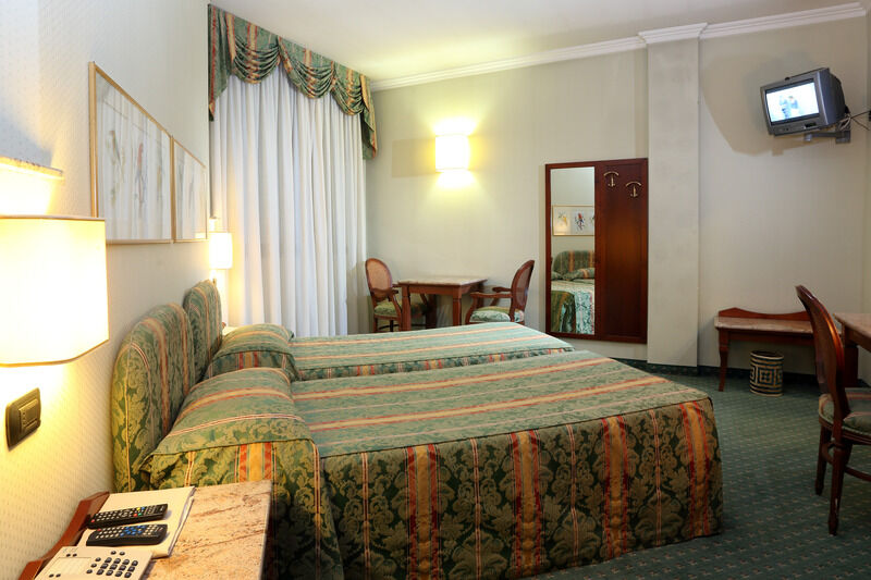 Hotel La Torretta Bollate Kültér fotó